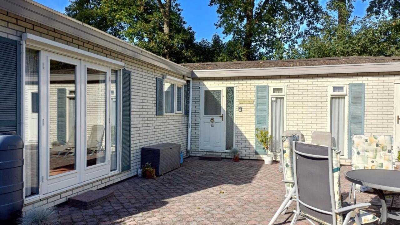 Chalet 42 'Vuursteenberg' Bospark Ijsselheide Zwolle Hattemerbroek المظهر الخارجي الصورة